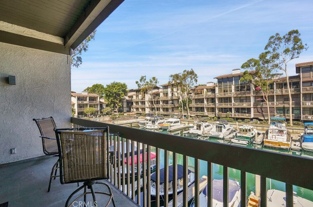 7235 Marina Pacifica Dr, Long Beach CA 90803-3899 exterior