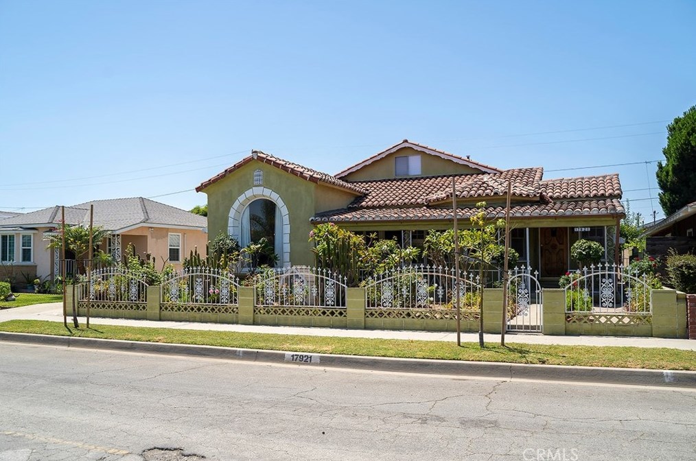 17921 Elaine Ave, Artesia, CA 90701