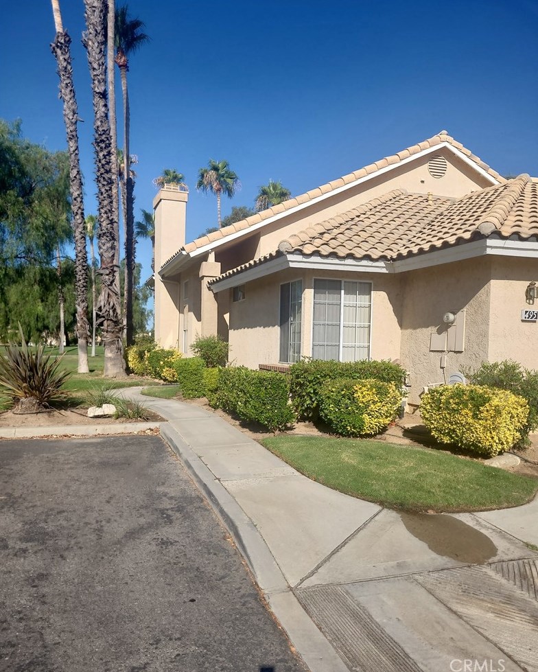 495 La Costa Dr, Banning, CA 92220