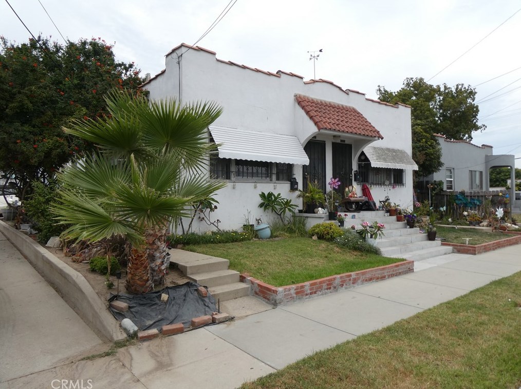 2616 Lime Ave, Long Beach, CA 90755-2719