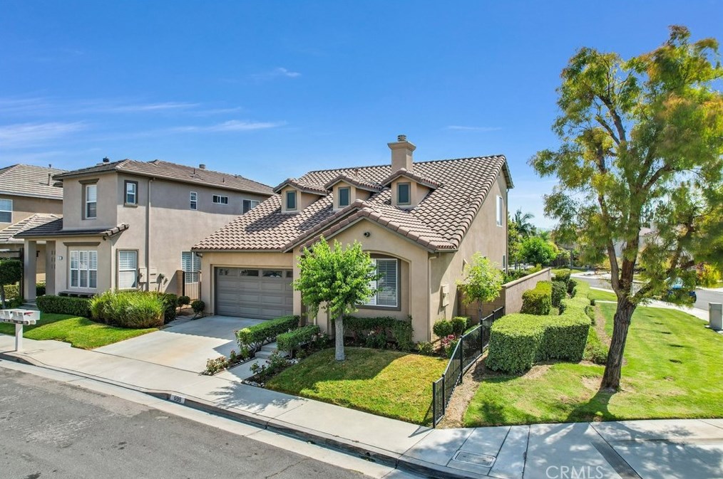698 Legacy Dr, Brea, CA 92821