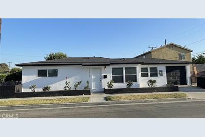 11916 Civic Center Drive, Hawaiian Gardens, CA 90716 - Photo 1