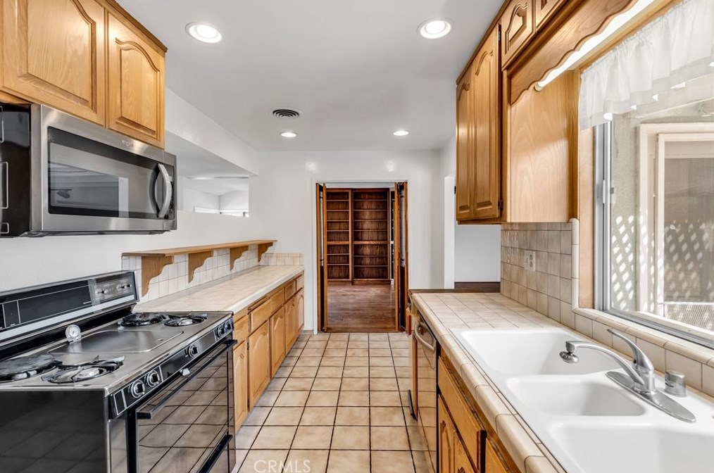 7960 Begonia Cir, Buena Park, CA 90620