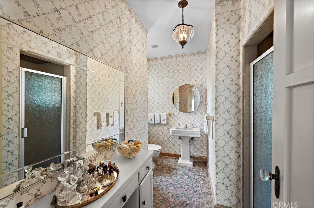 3925 California Ave, Long Beach CA  90807-3511 exterior