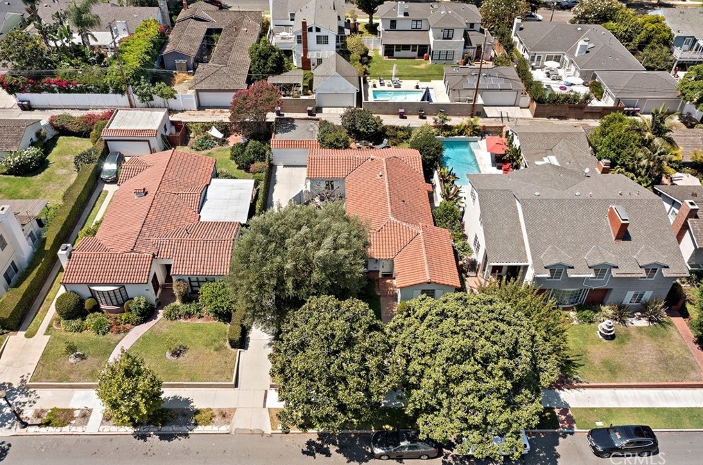 3925 California Ave, Long Beach CA  90807-3511 exterior