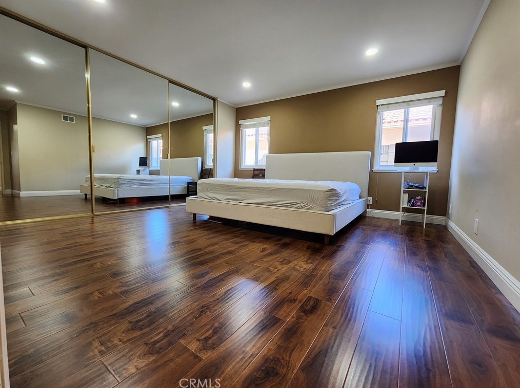 12567 Valencia St, Artesia, CA 90703