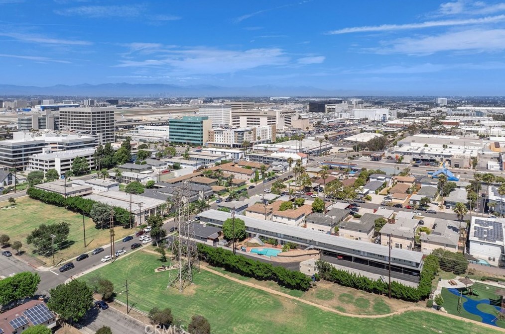 1620 Maple Ave, El Segundo CA 90245-3346 exterior