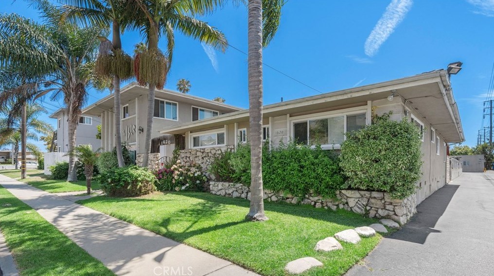 1620 Maple Ave, El Segundo CA  90245-3346 exterior
