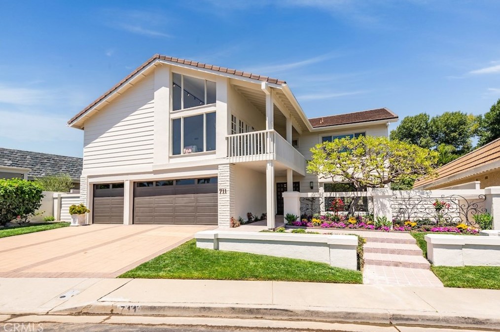 711 N Rancho Dr, Long Beach, CA 90815