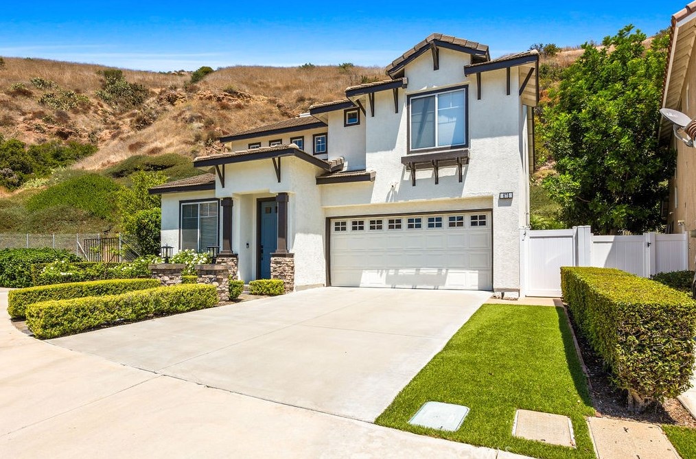 675 N Desert Peach Ct, Orange, CA 92869