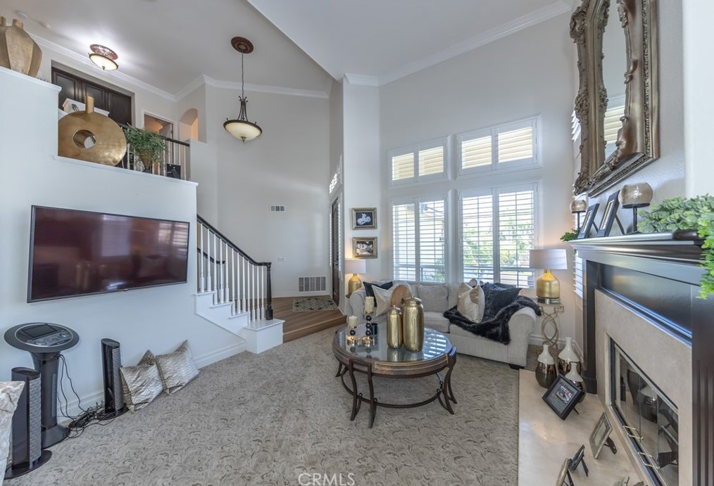 968 S Creekview Ln, Anaheim, CA 92808