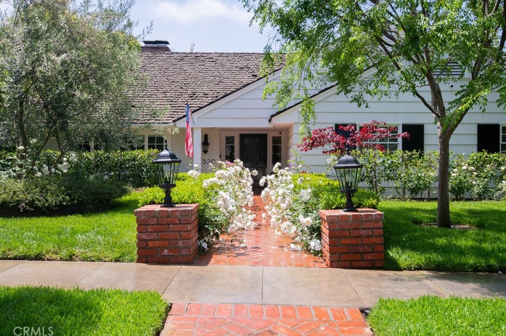 5520 Anaheim Rd, Long Beach, CA 90815-4327