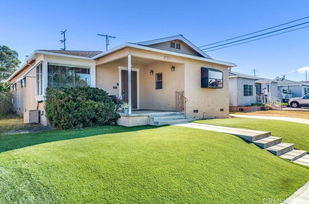 1300 E Silva St, Long Beach, CA 90807