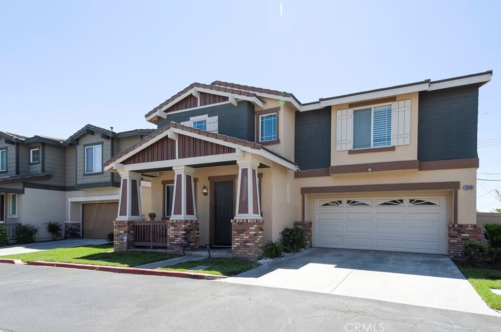 2540 W Glen Ivy Ln, Anaheim, CA 92804