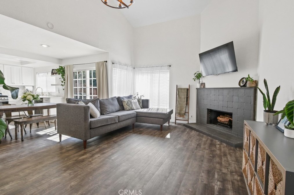19072 E Country Hollow #15, Orange, CA 92869