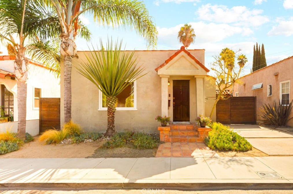 1442 N Anaheim Pl, Long Beach, CA 90804