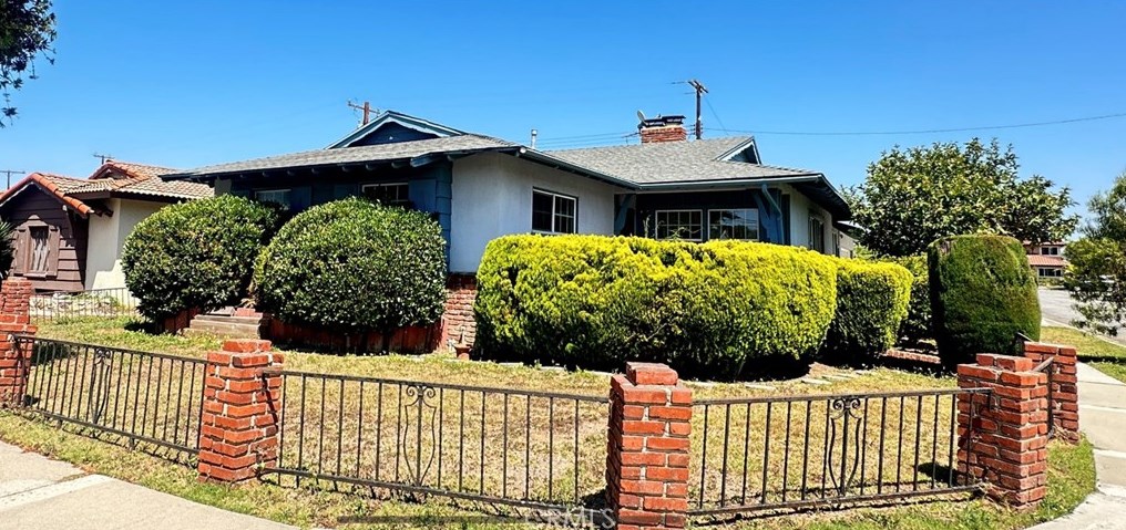 16818 Kornblum Ave., Torrance, CA 90504