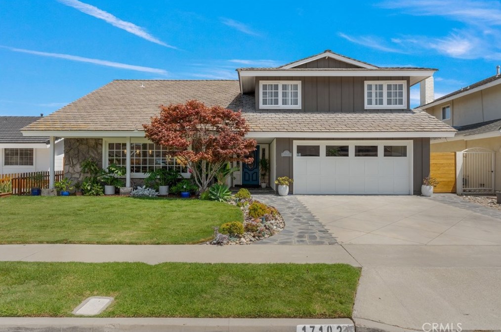 17102 Newquist Ln, Huntington Beach, CA 92649