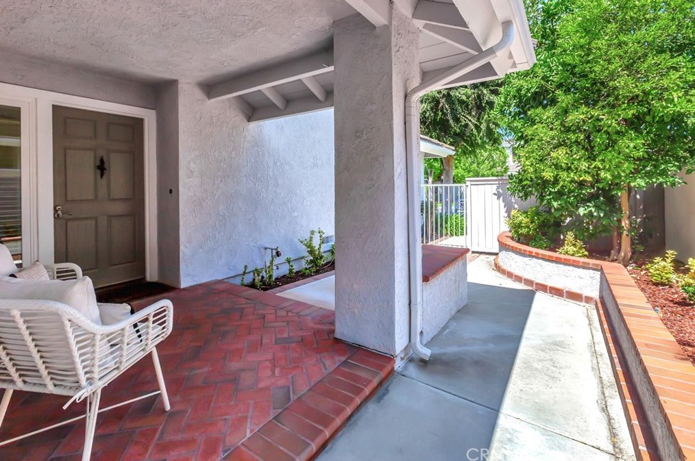 10 Aldergrove #27, Irvine, CA 92604