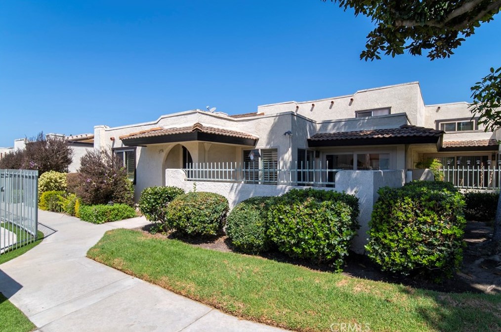 5776 Laguna Way #40, Cypress, CA 90630
