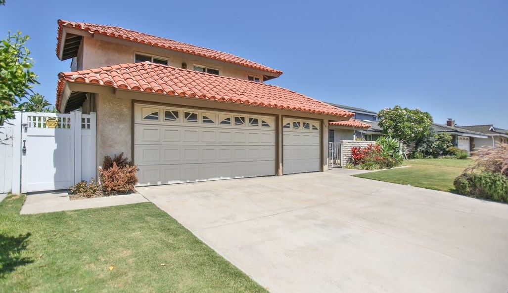 9145 Columbine Ave, Santa Ana, CA 92708-1910