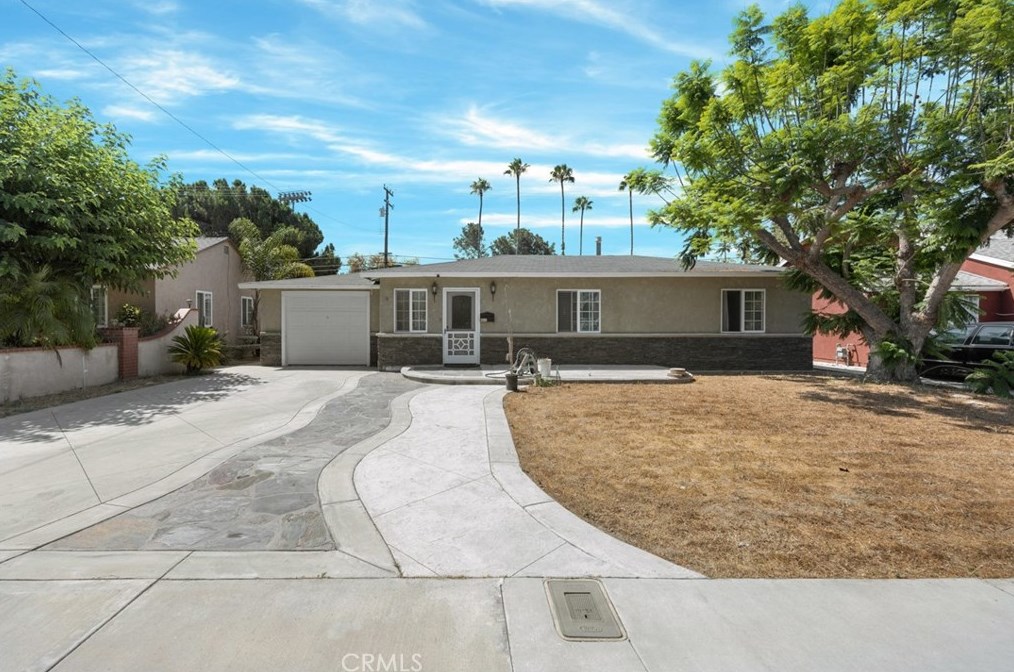 2264 W Valdina Ave, Anaheim, CA 92801
