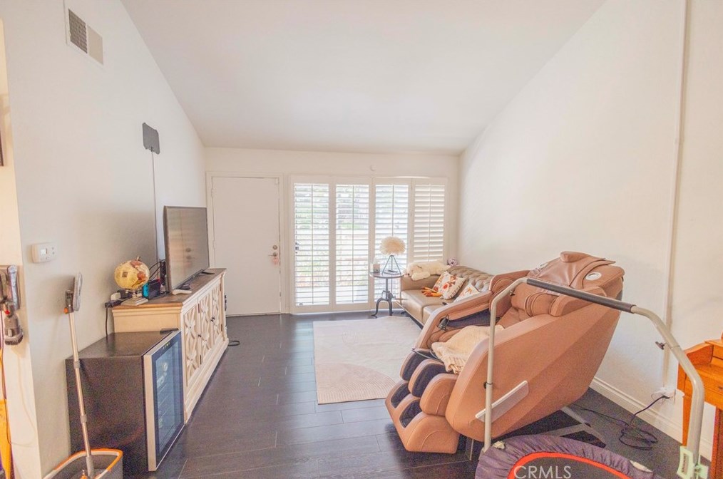 1723 Gilbert St, Fullerton, CA 92833-1616