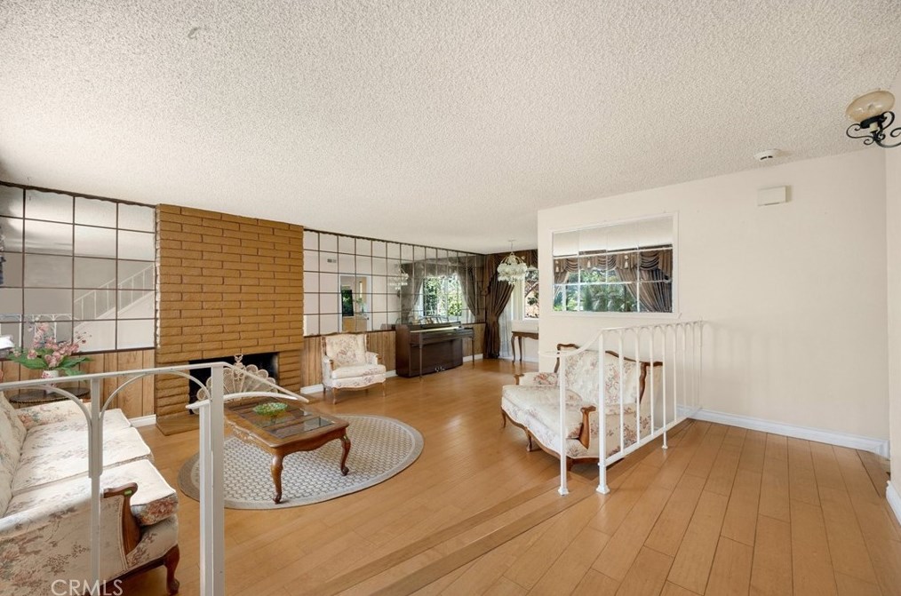 17715 Jeffrey Ave, Artesia, CA 90703-8611