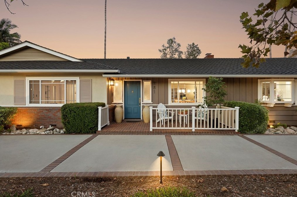 281 Altura Dr, Fullerton, CA 92835