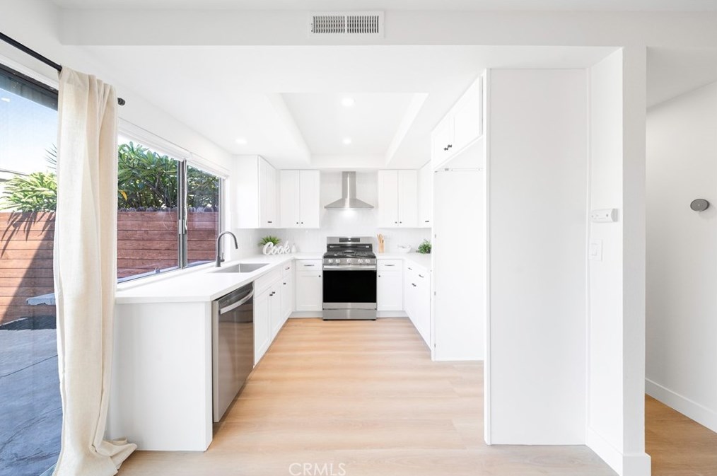 832 S Cornwall Dr, Anaheim, CA 92804