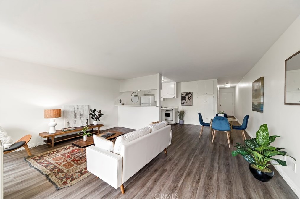 280 Molino Ave #305, Long Beach, CA 90803