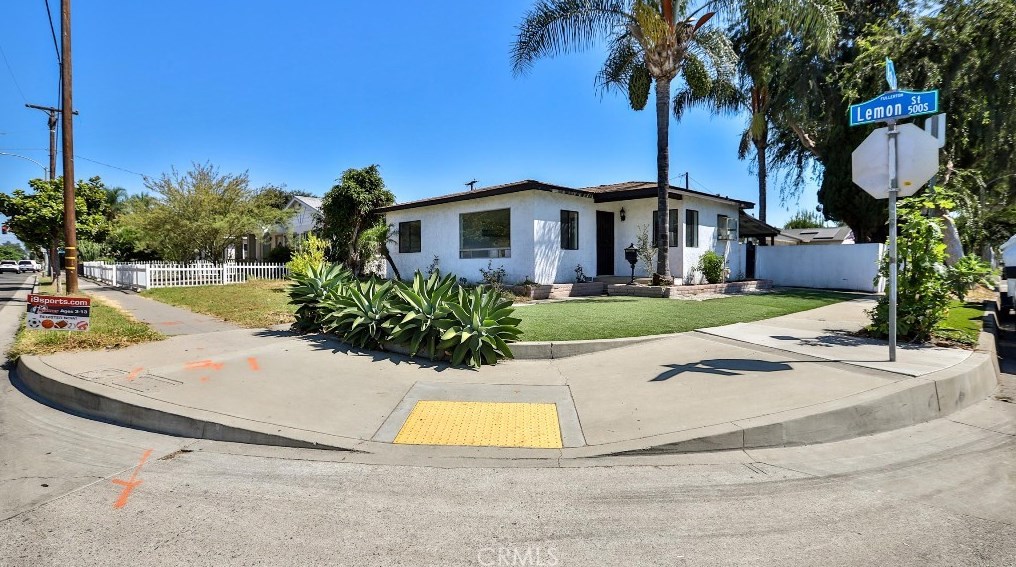 520 Lemon St, Fullerton, CA 92832-2422