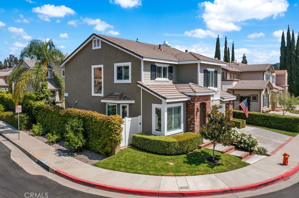 8415 E Heatherview Ln, Orange, CA 92869