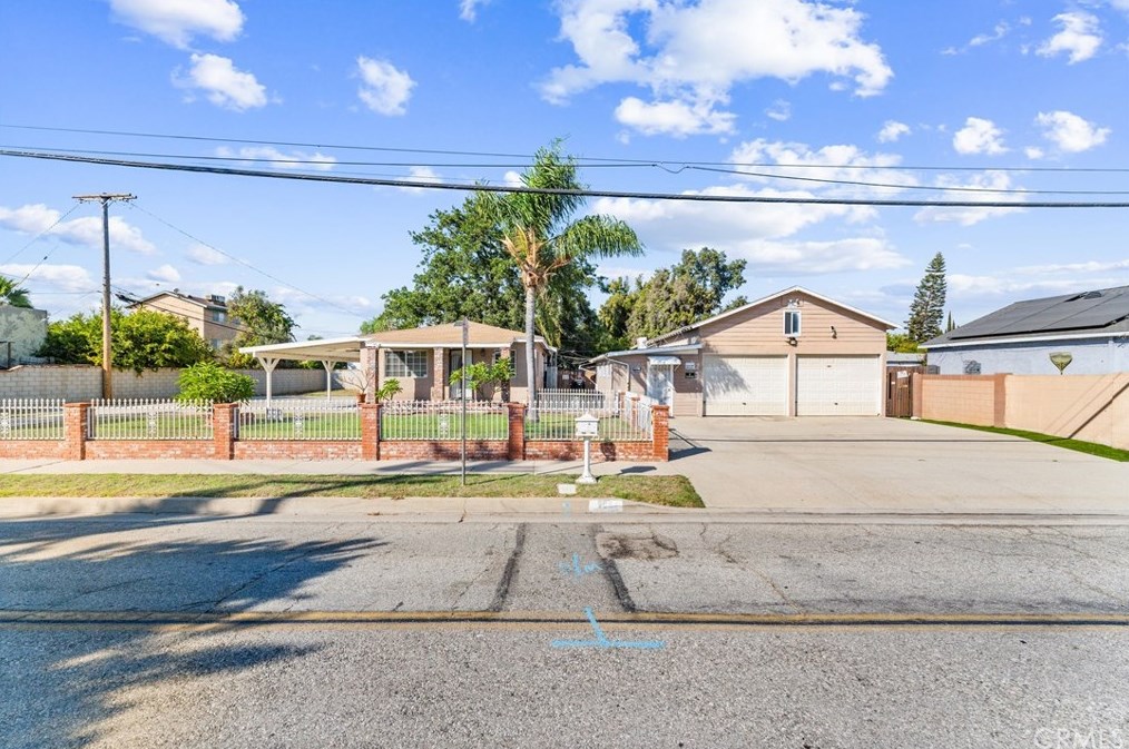 904 Sycamore St, Montebello, CA 90640