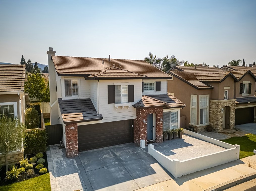 209 S Fairfield Ln, Orange, CA 92869