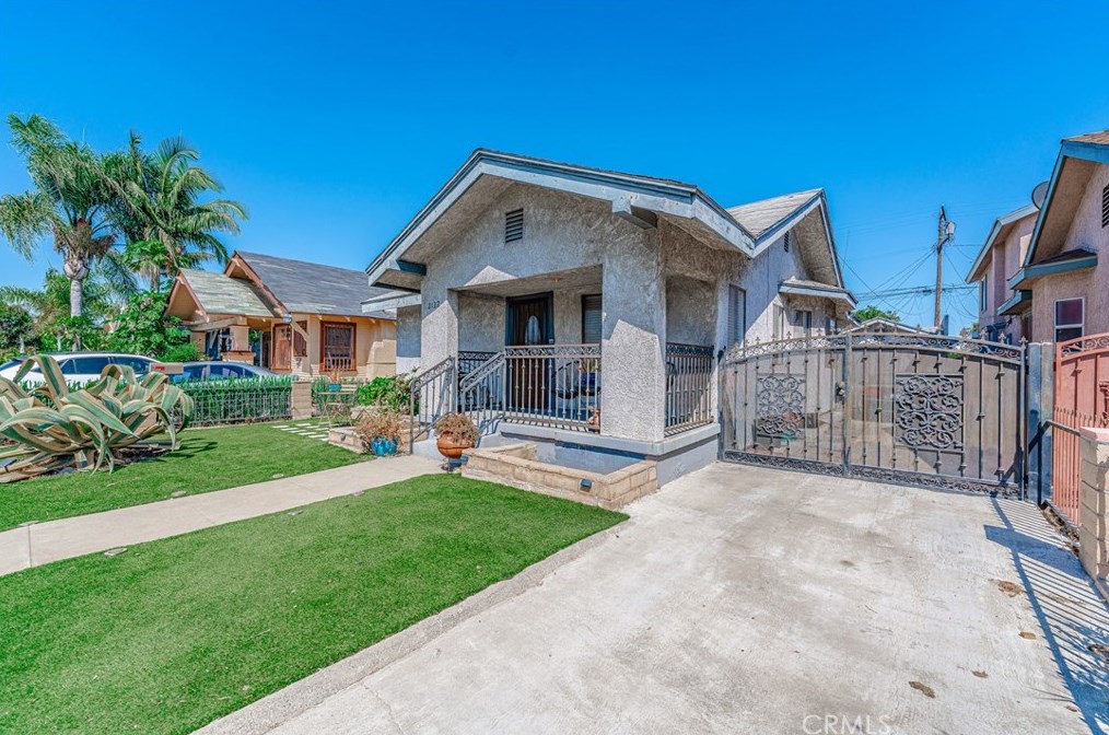 2122 Lime Ave, Long Beach, CA 90806