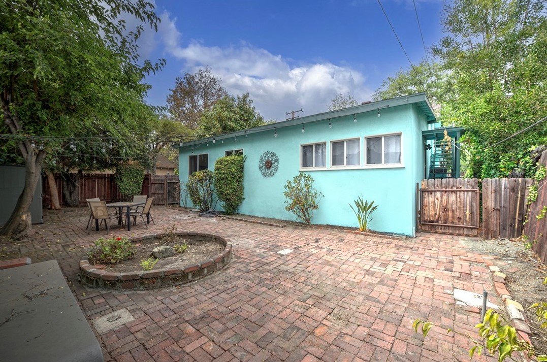 626 Columbia Ave, Pomona CA  91767-4030 exterior