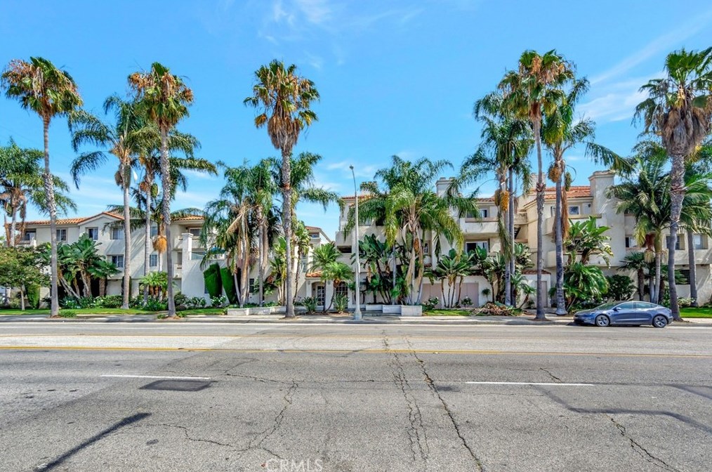 3605 E Anaheim St #307, Long Beach, CA 90804