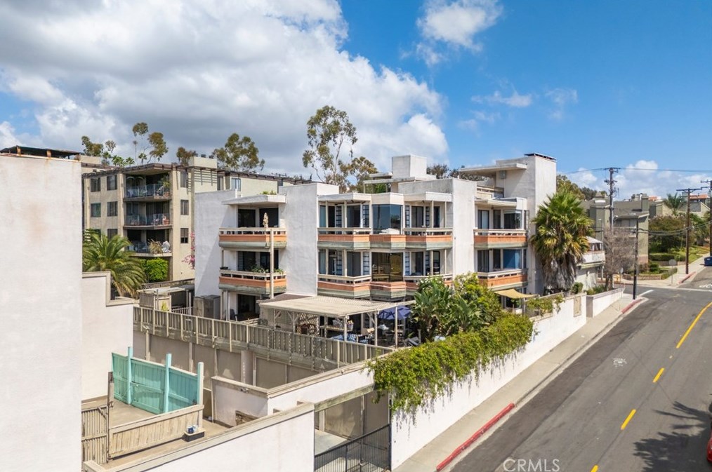 2575 19th St, Long Beach, CA 90755-6074
