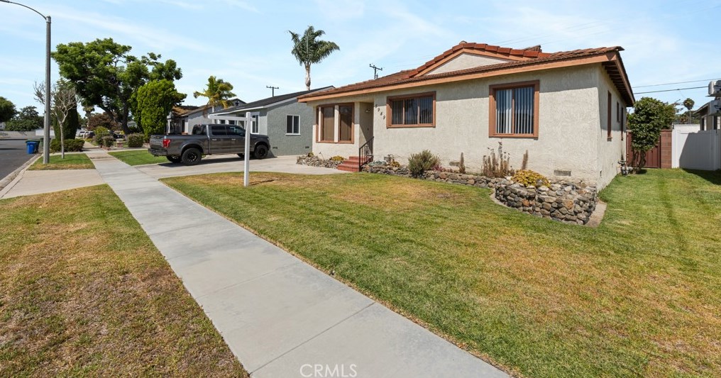 5949 Harco St, Long Beach, CA 90808-2115
