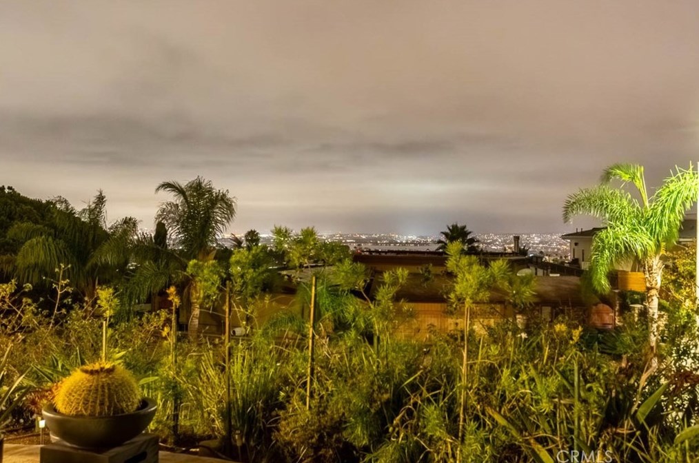 5353 Van Nuys Pl, San Diego, CA 92109-1251
