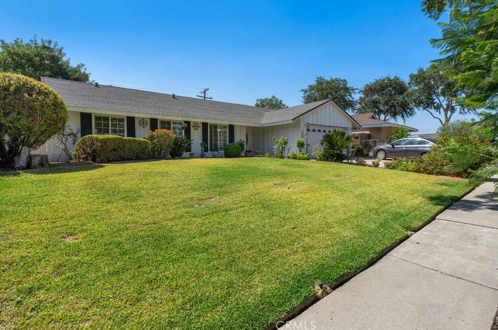 2331 Bedford Dr, Fullerton, CA 92831