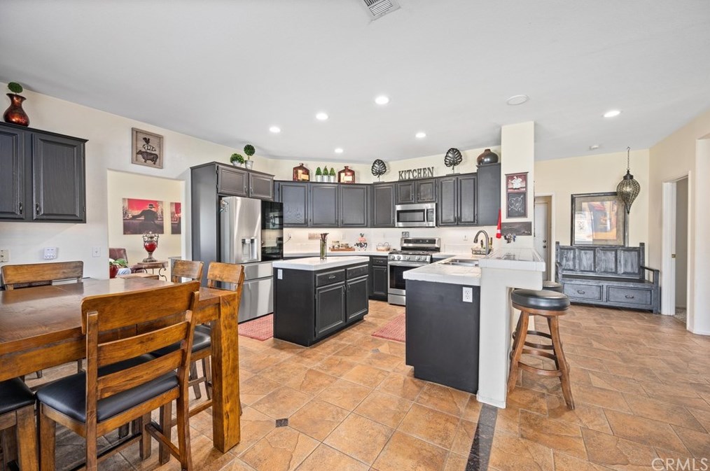 32853 Starlight St, Wildomar CA 92595-8082 exterior