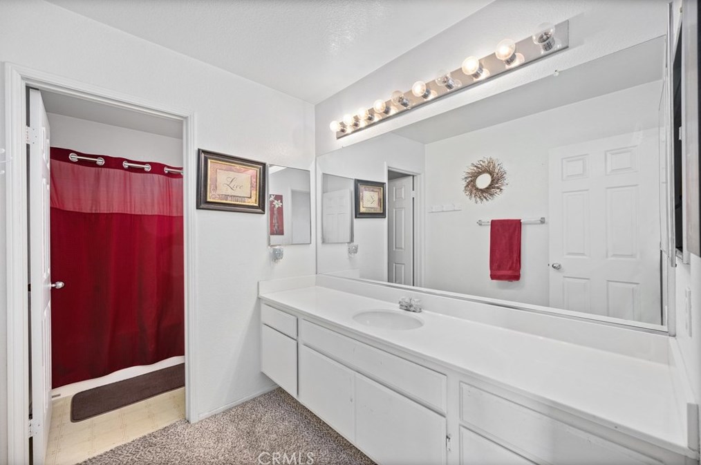 32853 Starlight St, Wildomar CA 92595-8082 exterior