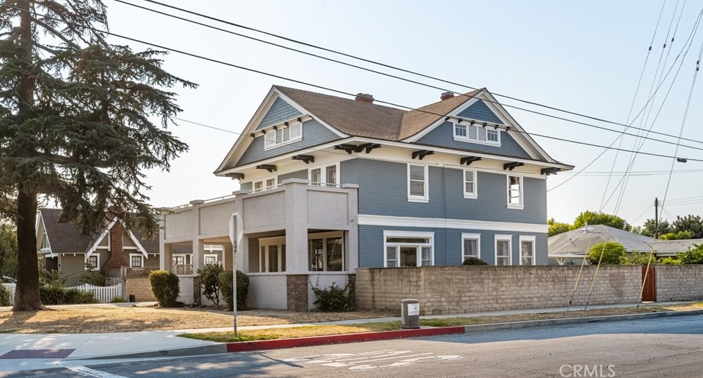 690 Palmyra Ave, Orange, CA 92866-2020