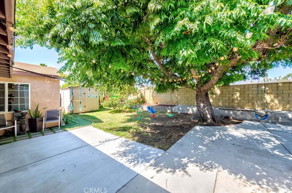 2020 Sultana Ave, Ontario CA  91761-5329 exterior