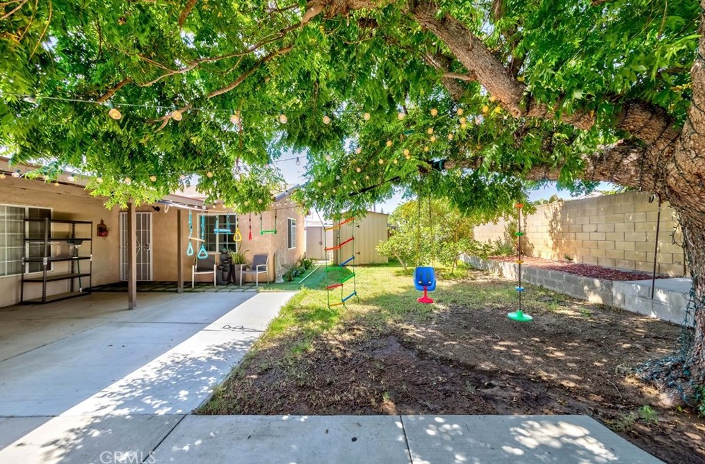 2020 Sultana Ave, Ontario CA  91761-5329 exterior