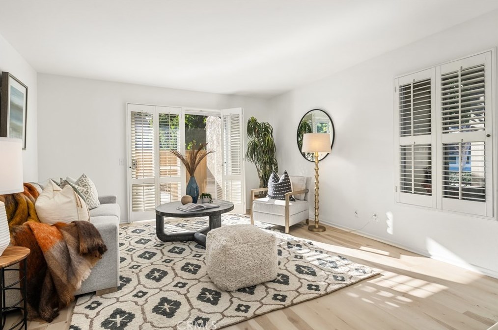 126 Clearbrook, Irvine, CA 92614