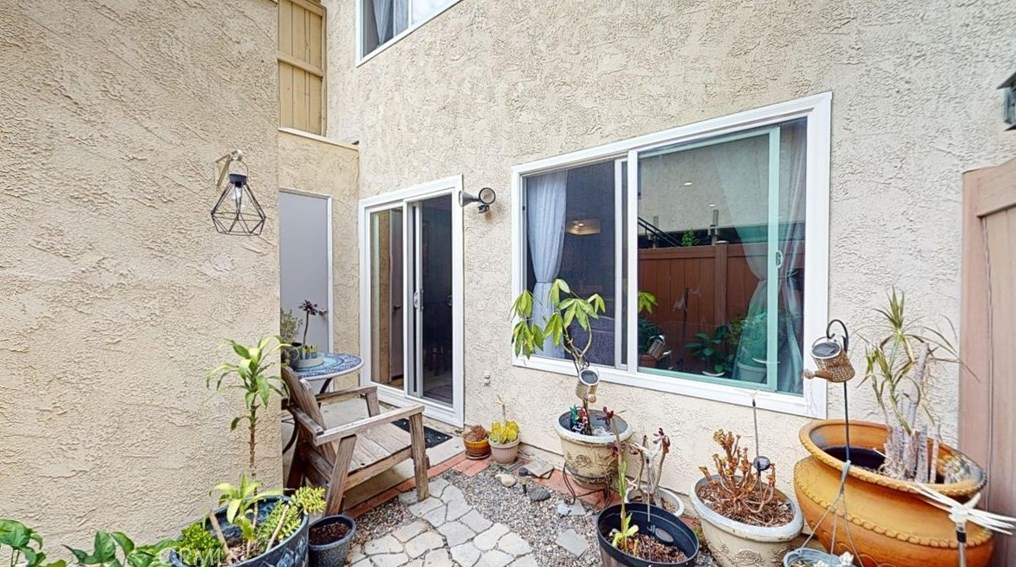 16913 Sierra Vista Way, Artesia, CA 90703