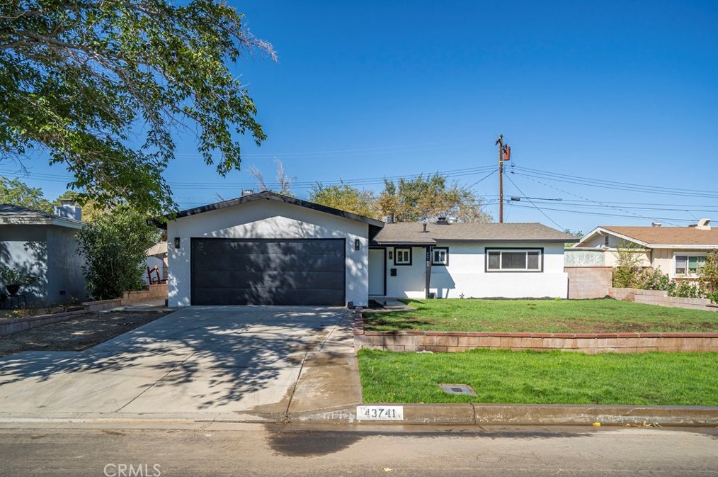 43741 Hardwood Ave, Lancaster, CA 93534-4918
